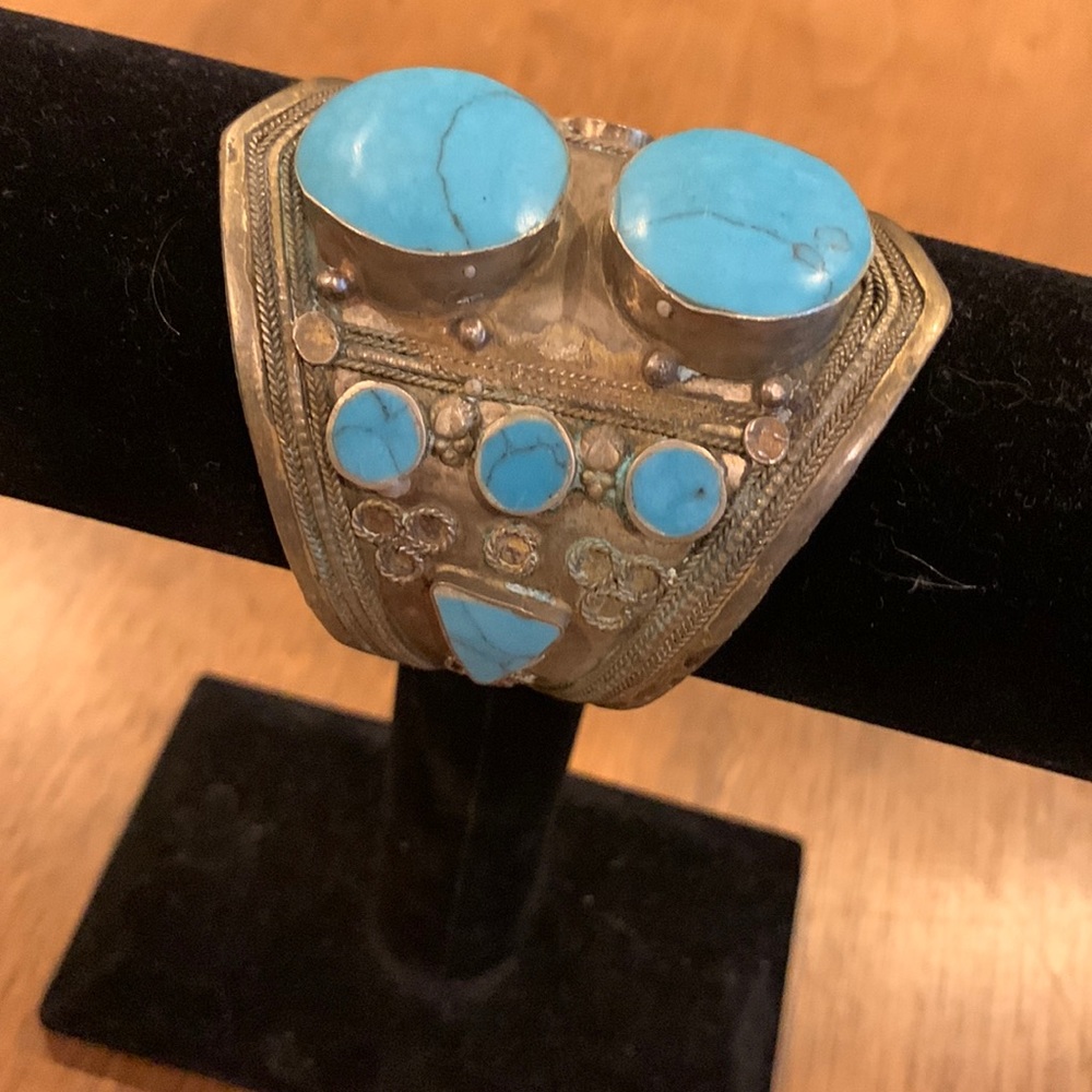 Turquoise stone and metal cuff bracelet